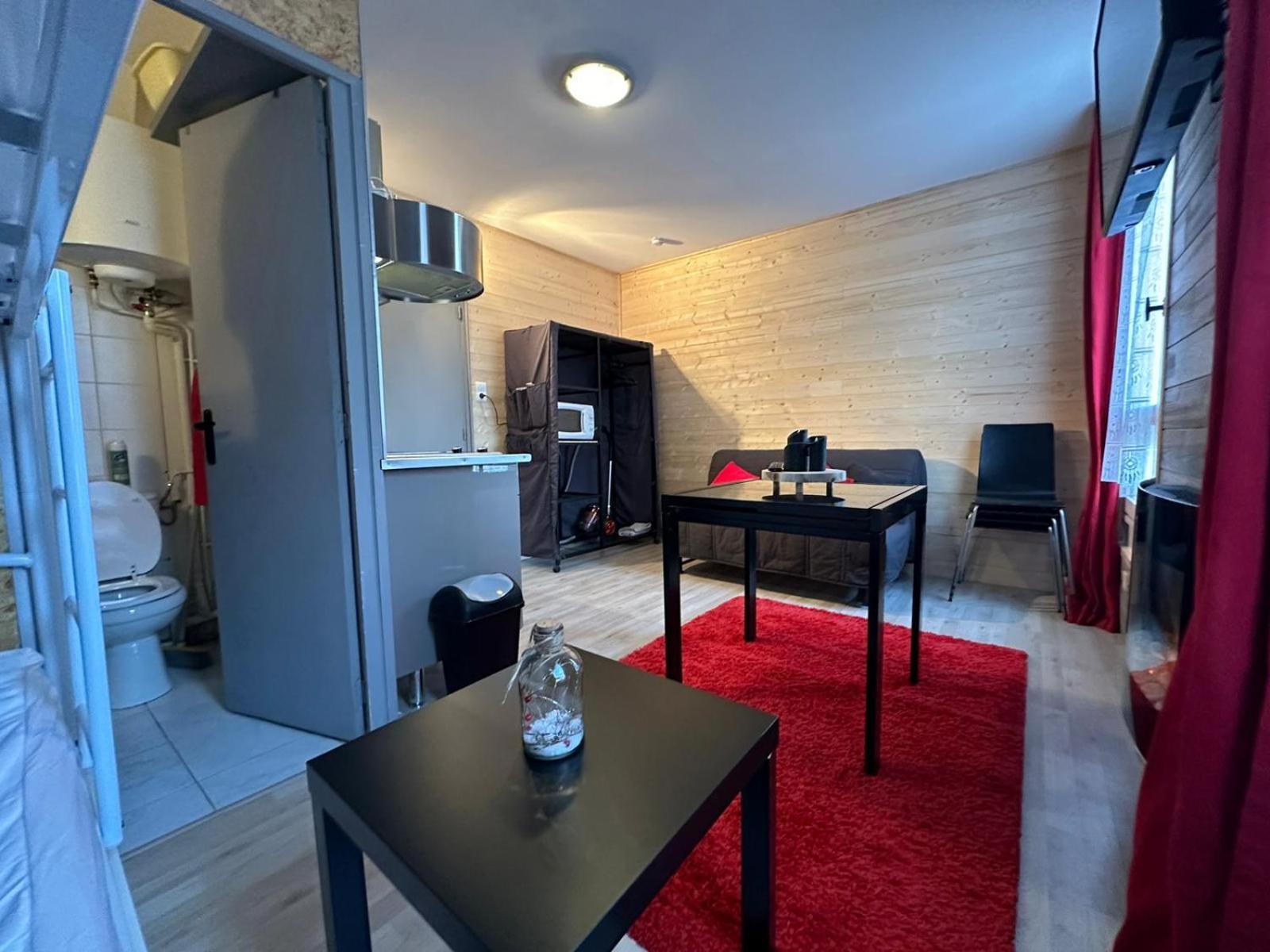 Le Chaleureux Cocon Rouge Apartment Ustou Exterior photo